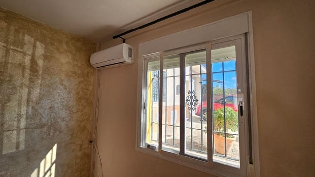 3 sypialnia Dom szeregowy na sprzedaż w Miasto Kordoba z garażem - 124 900 € (Ref: 9495360)