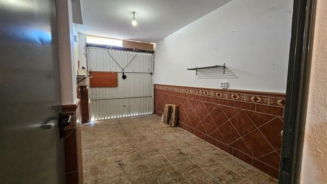 3 sypialnia Dom szeregowy na sprzedaż w Miasto Kordoba z garażem - 124 900 € (Ref: 9495360)