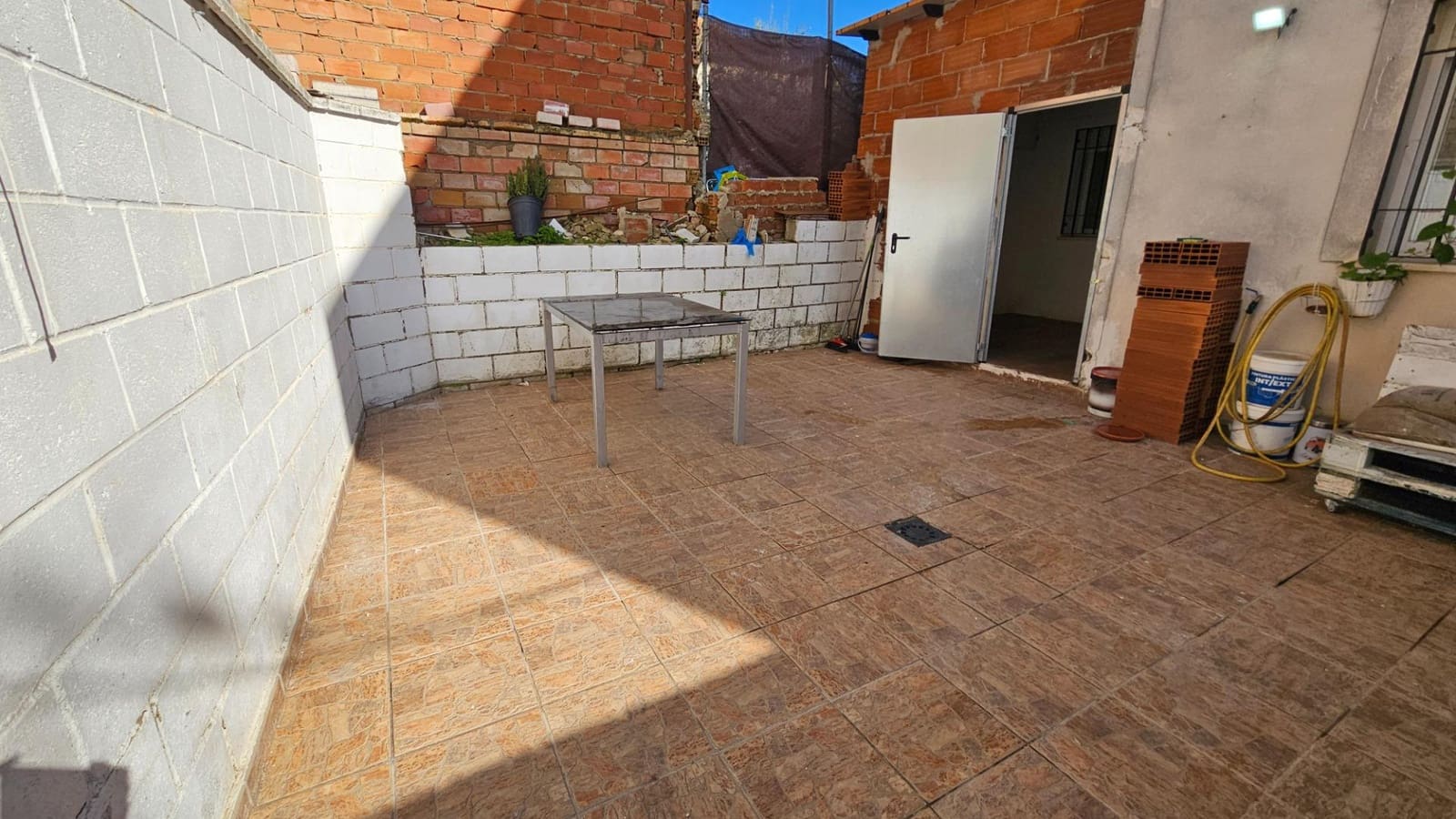 3 makuuhuone Rivitalo myytävänä paikassa Cordoba kaupunki mukana 
autotalli - 124 900 € (Ref: 9495360)