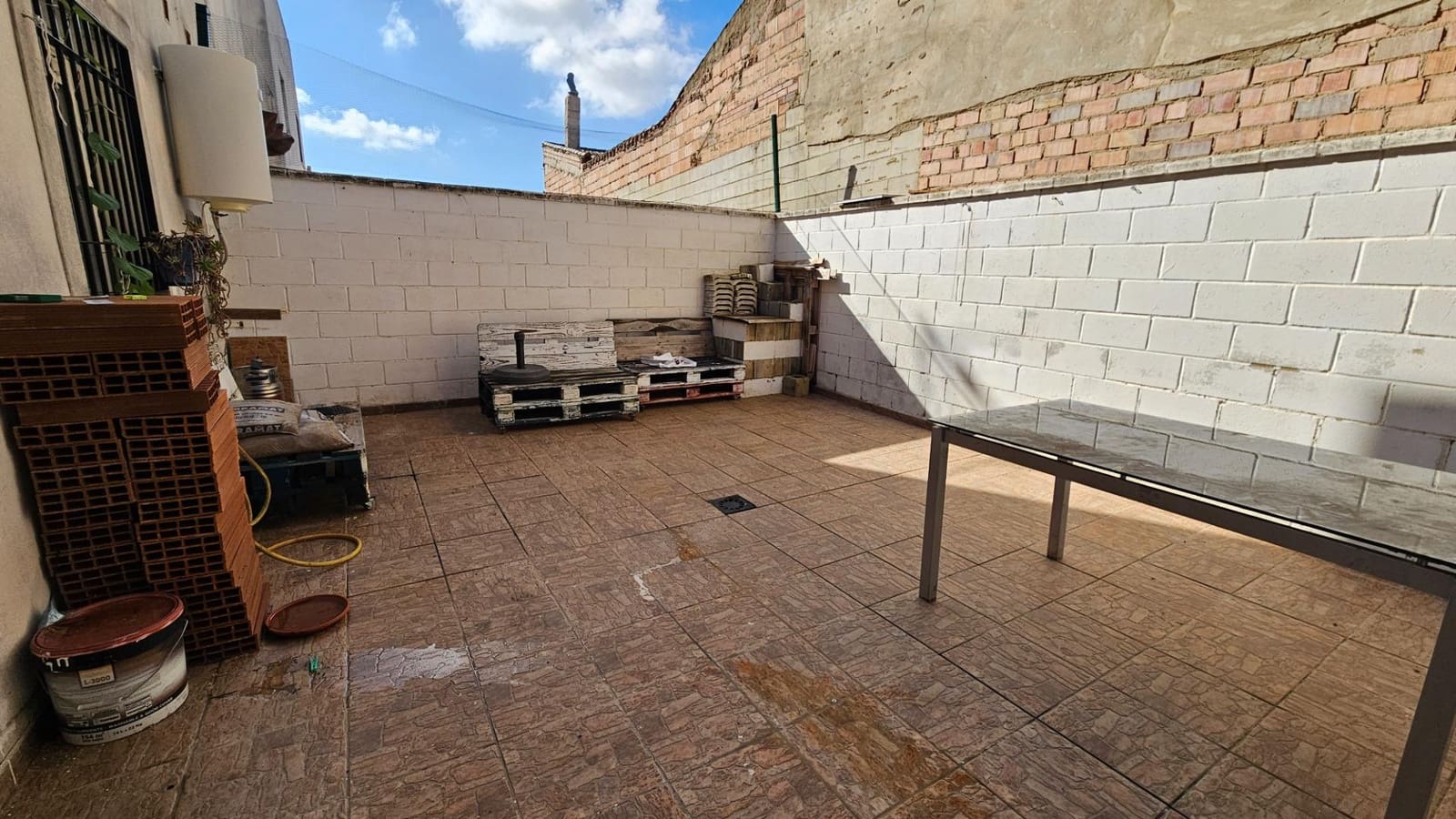 3 makuuhuone Rivitalo myytävänä paikassa Cordoba kaupunki mukana 
autotalli - 124 900 € (Ref: 9495360)