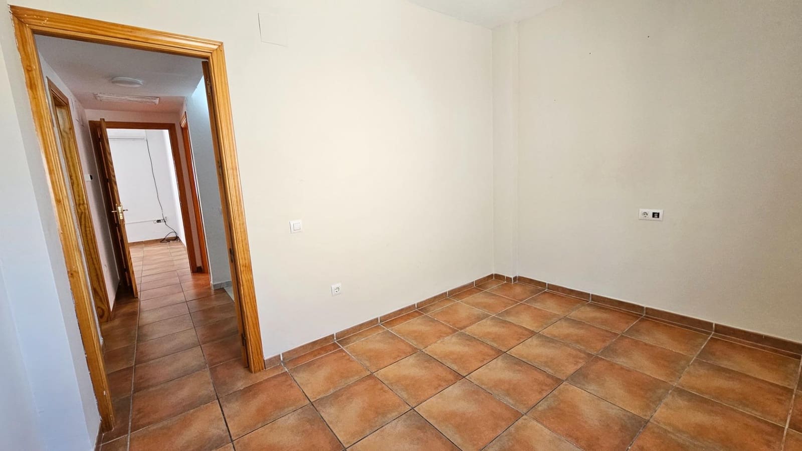 3 makuuhuone Rivitalo myytävänä paikassa Cordoba kaupunki mukana 
autotalli - 124 900 € (Ref: 9495360)