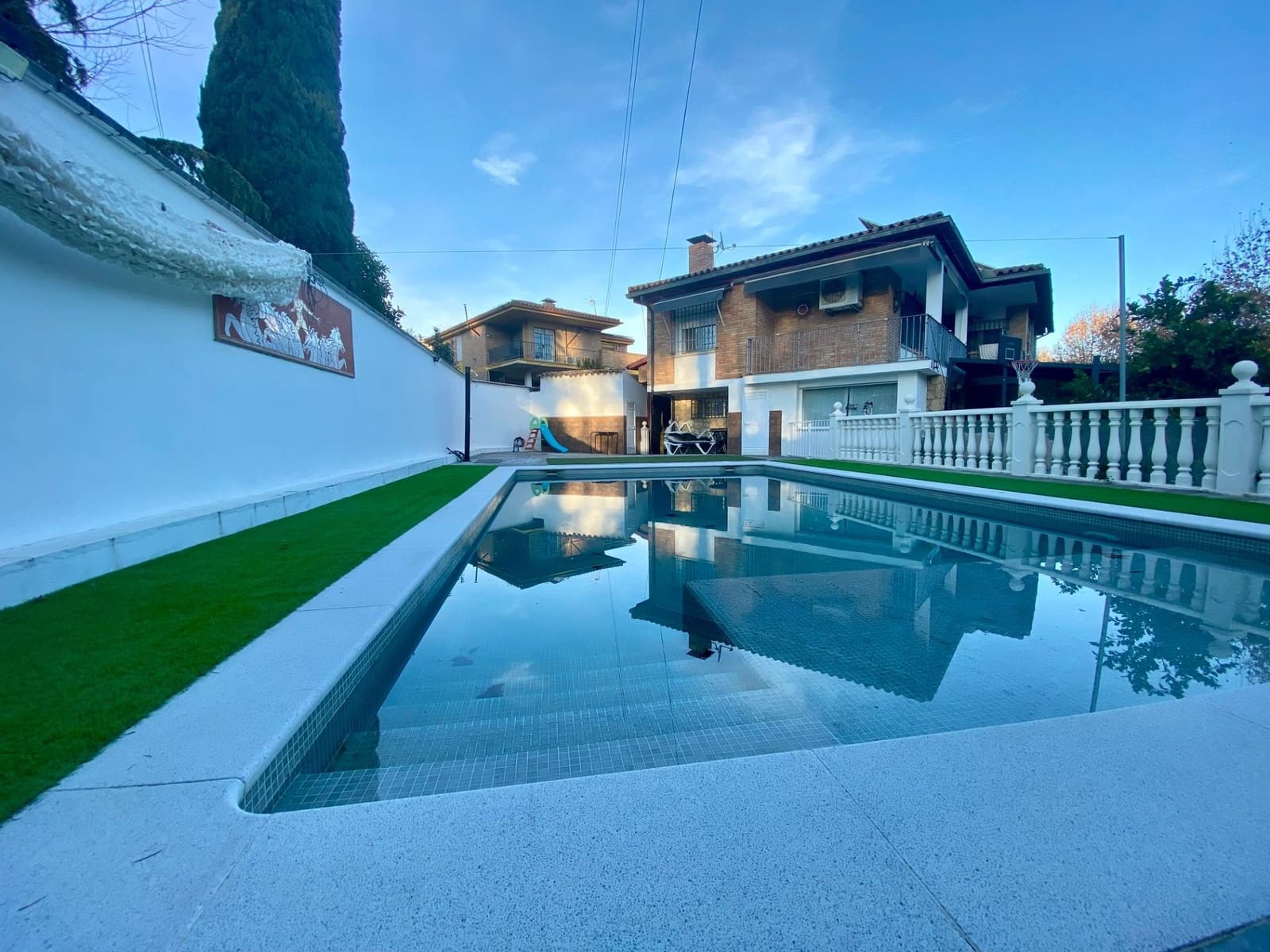 6 sovrum Villa till salu i Cordoba stad med pool garage - 675 000 € (Ref: 9497307)