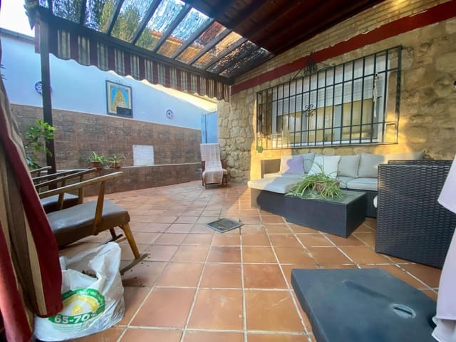 6 sovrum Villa till salu i Córdoba stad med pool garage - 675 000 € (Ref: 9497307)