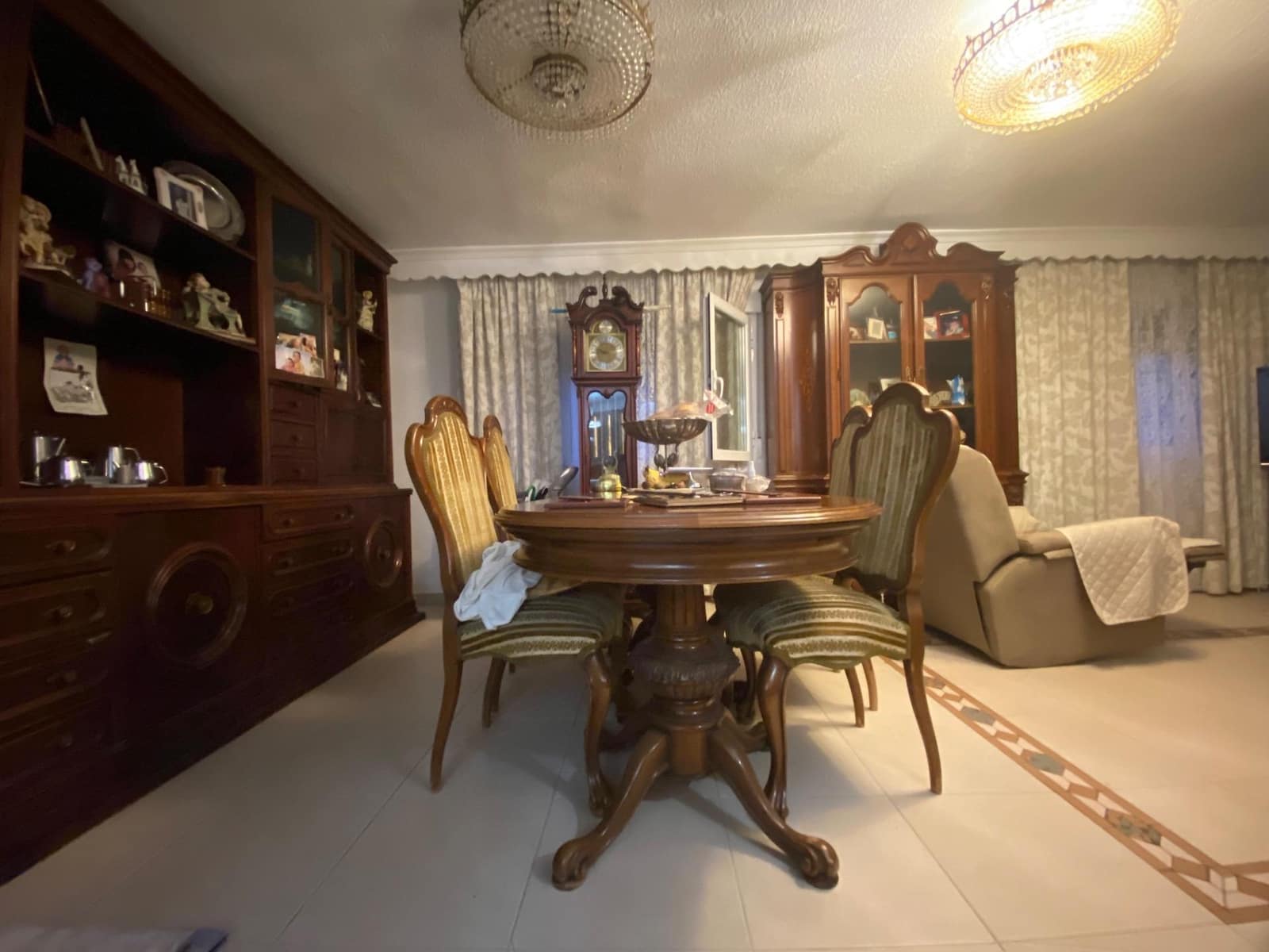 6 sovrum Villa till salu i Cordoba stad med pool garage - 675 000 € (Ref: 9497307)