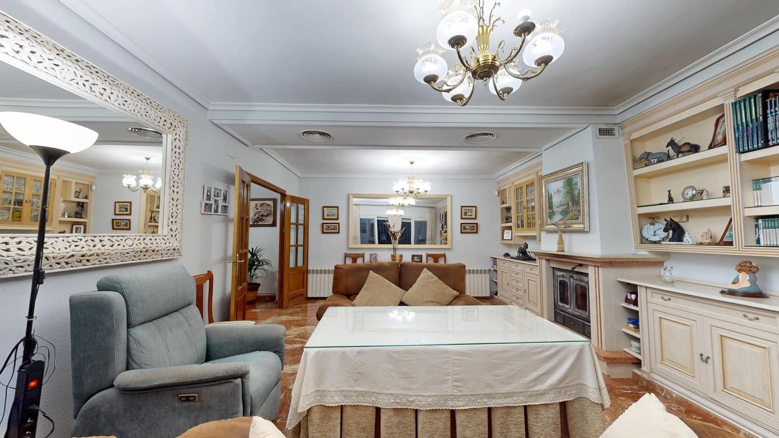 4 bedroom Villa for sale in Cordoba city with pool garage - € 925,000 (Ref: 9499022)