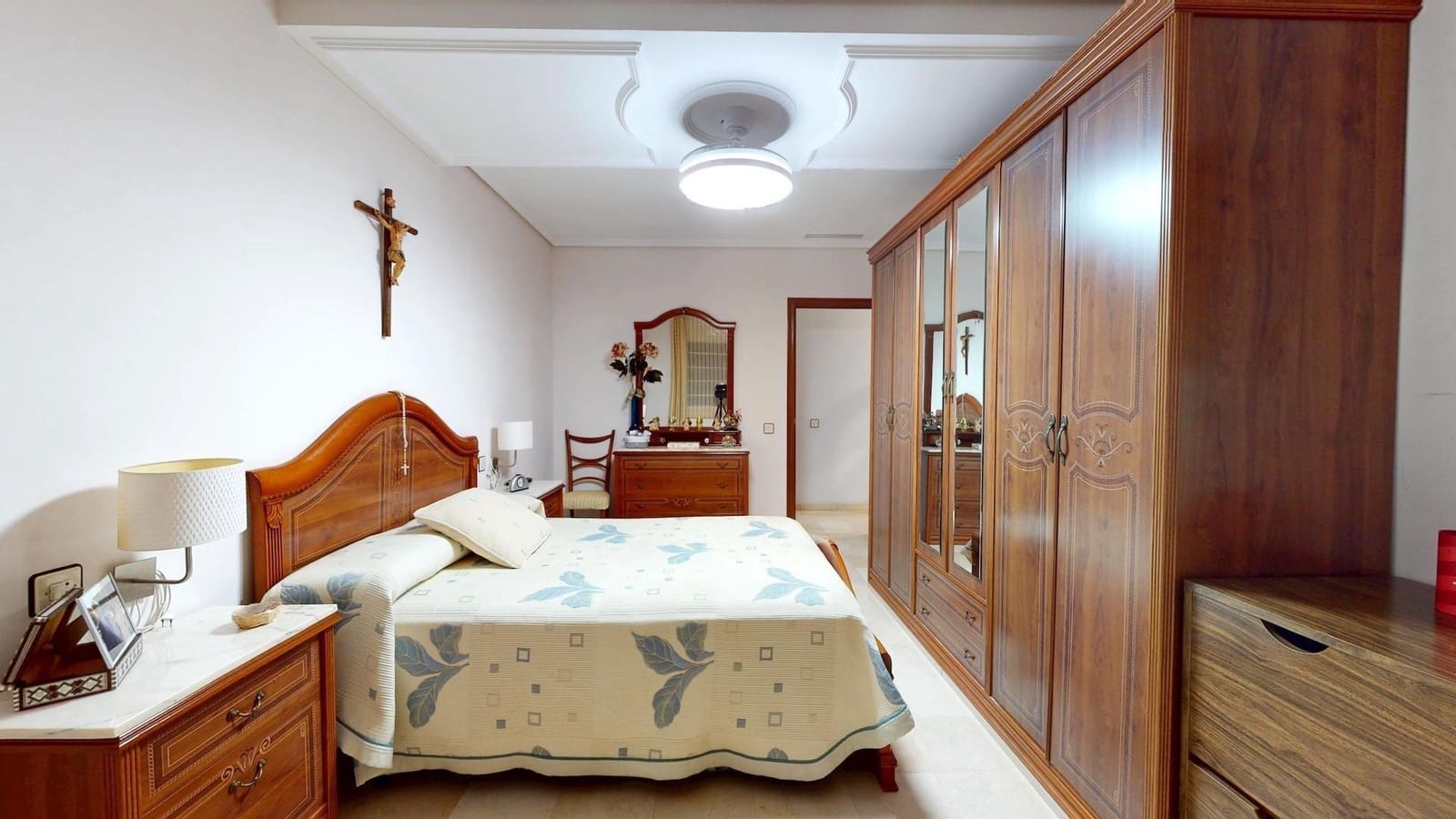 4 bedroom Villa for sale in Cordoba city with pool garage - € 925,000 (Ref: 9499022)