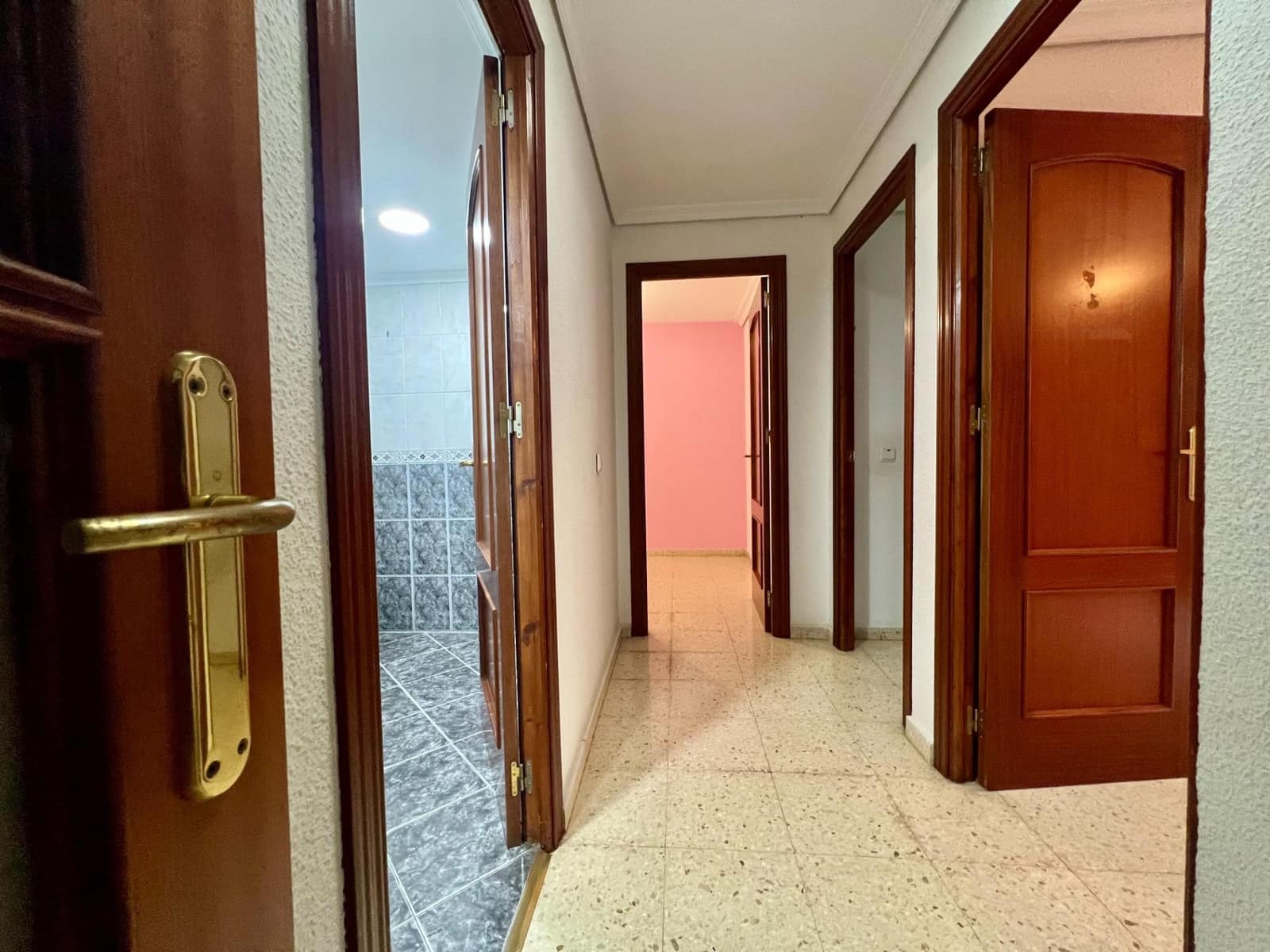 Piso de 3 habitaciones en Córdoba ciudad en venta - 148.900 € (Ref: 9499758)