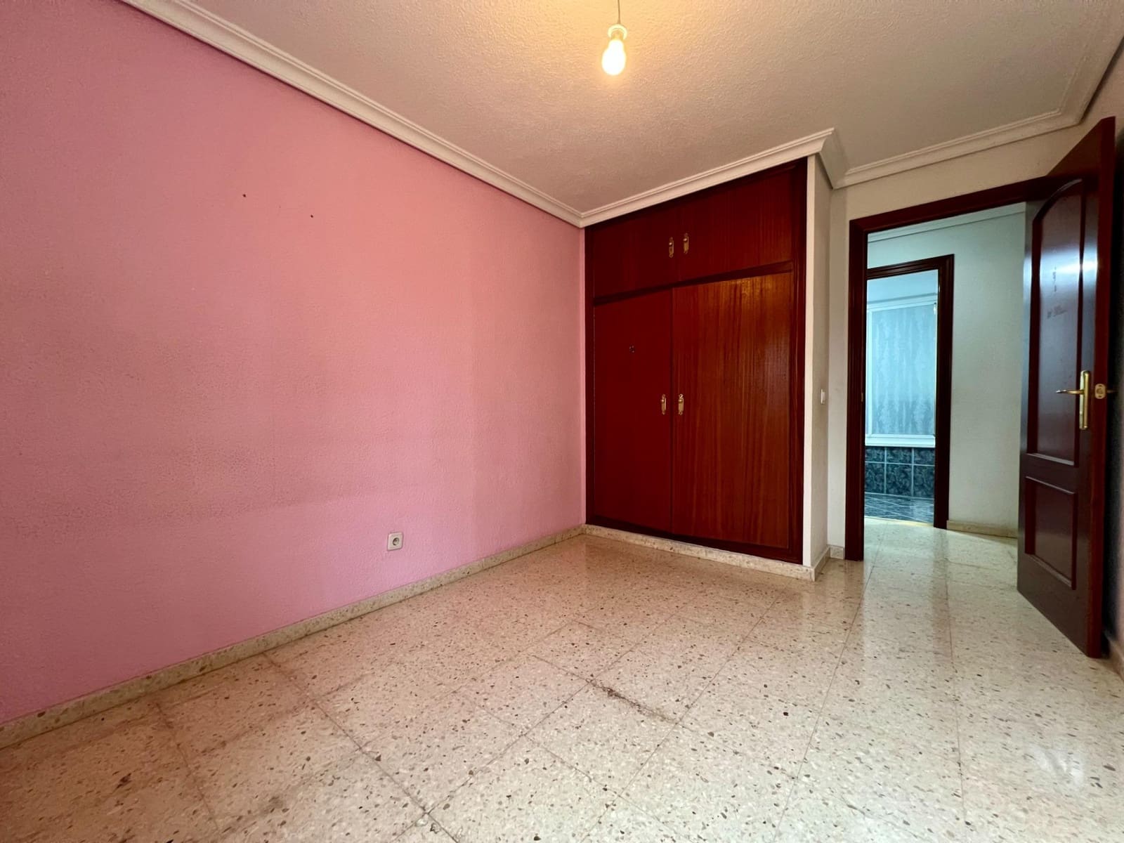 Piso de 3 habitaciones en Córdoba ciudad en venta - 148.900 € (Ref: 9499758)