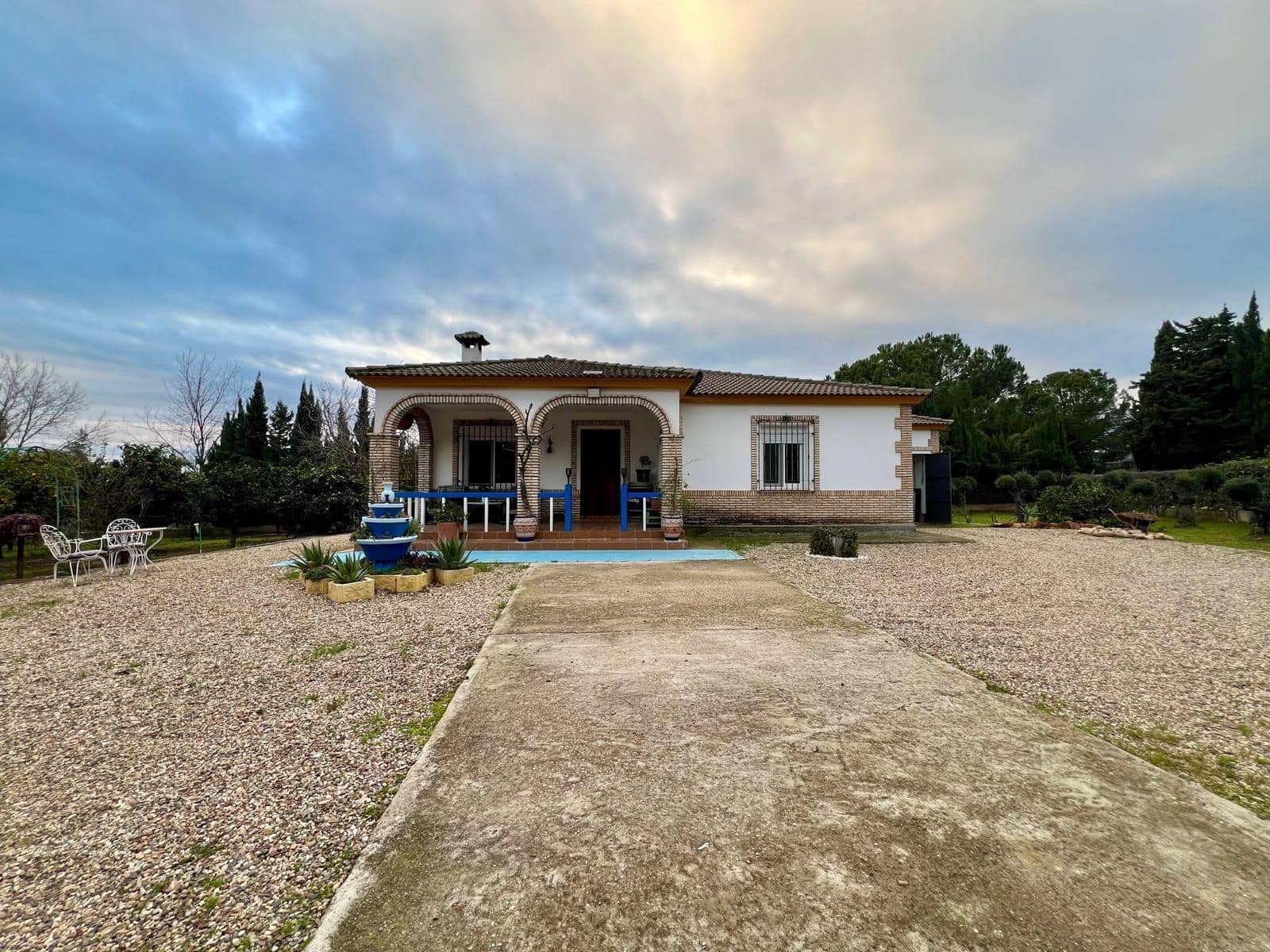 3 soveværelse Villa til salg i Cordoba by med garage - € 224.000 (Ref: 9502450)