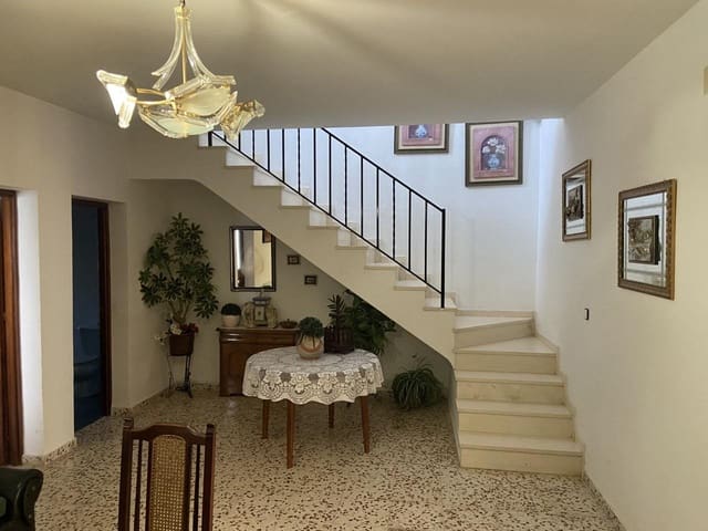 Finca/Casa Rural de 5 habitaciones en La Carlota en venta - 67.000 € (Ref: 9502680)