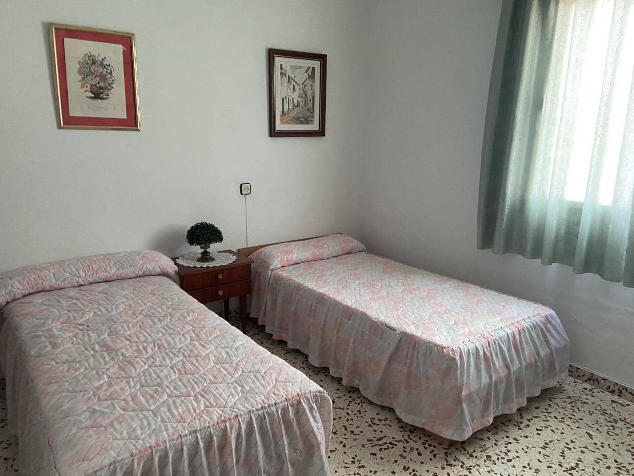 5 bedroom Finca/Country House for sale in La Carlota - € 67,000 (Ref: 9502680)