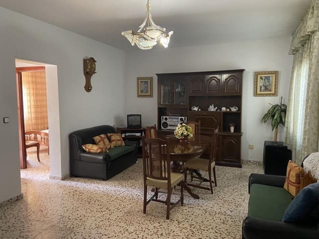 Finca/Casa Rural de 5 habitaciones en La Carlota en venta - 67.000 € (Ref: 9502680)