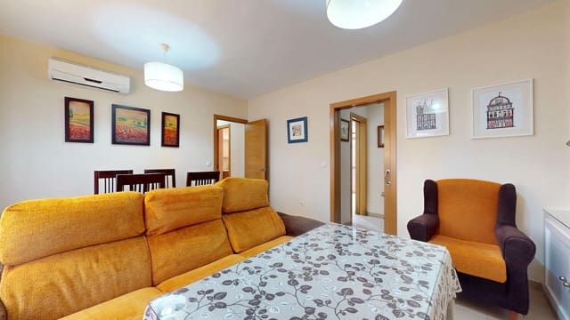 3 bedroom Flat for sale in Centro, Córdoba city - € 159,000 (Ref: 9504364)