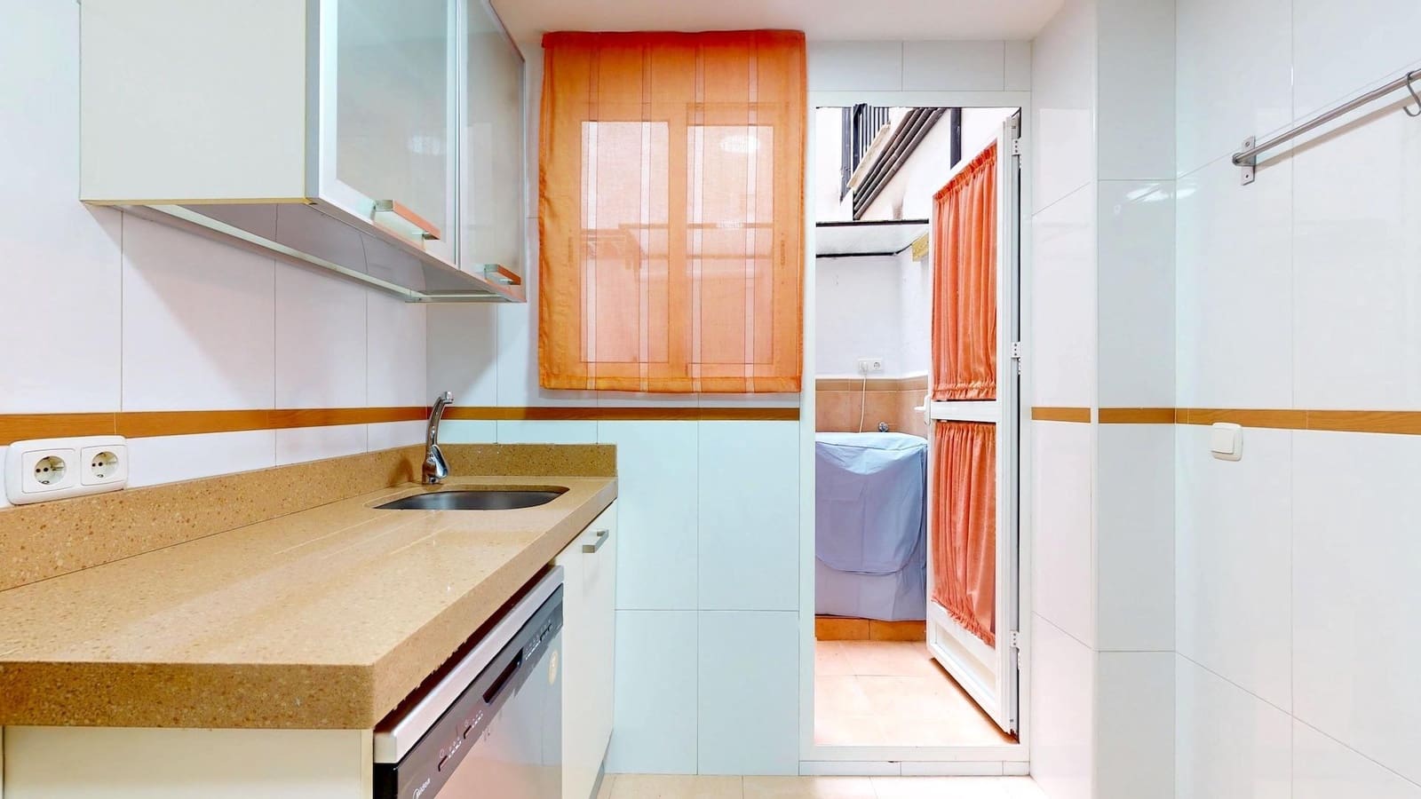 3 bedroom Flat for sale in Cordoba city - € 159,000 (Ref: 9504364)