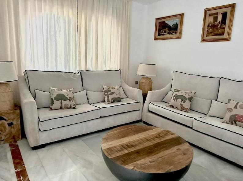 8 soveværelse Villa til salg i Cordoba by med swimmingpool garage - € 780.000 (Ref: 9513486)