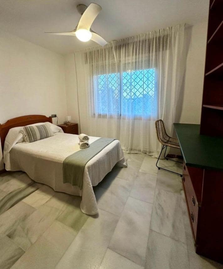 8 soveværelse Villa til salg i Cordoba by med swimmingpool garage - € 780.000 (Ref: 9513486)