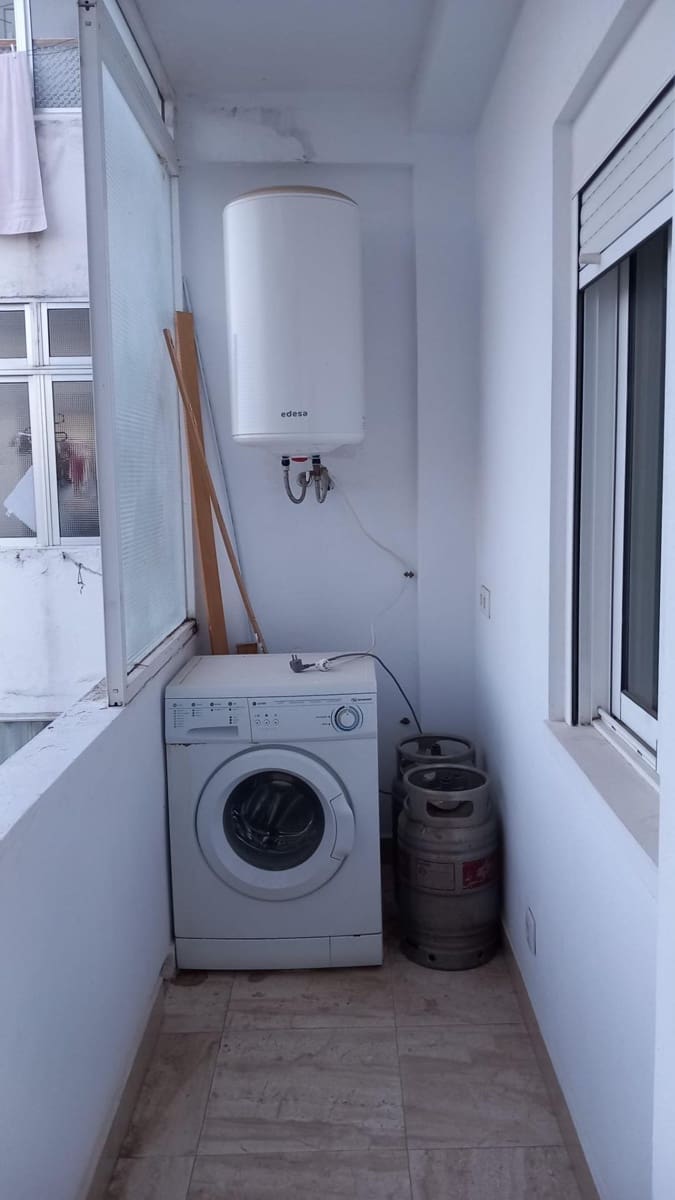 3 slaapkamer Flat te koop in La Carlota - € 120.000 (Ref: 9513487)