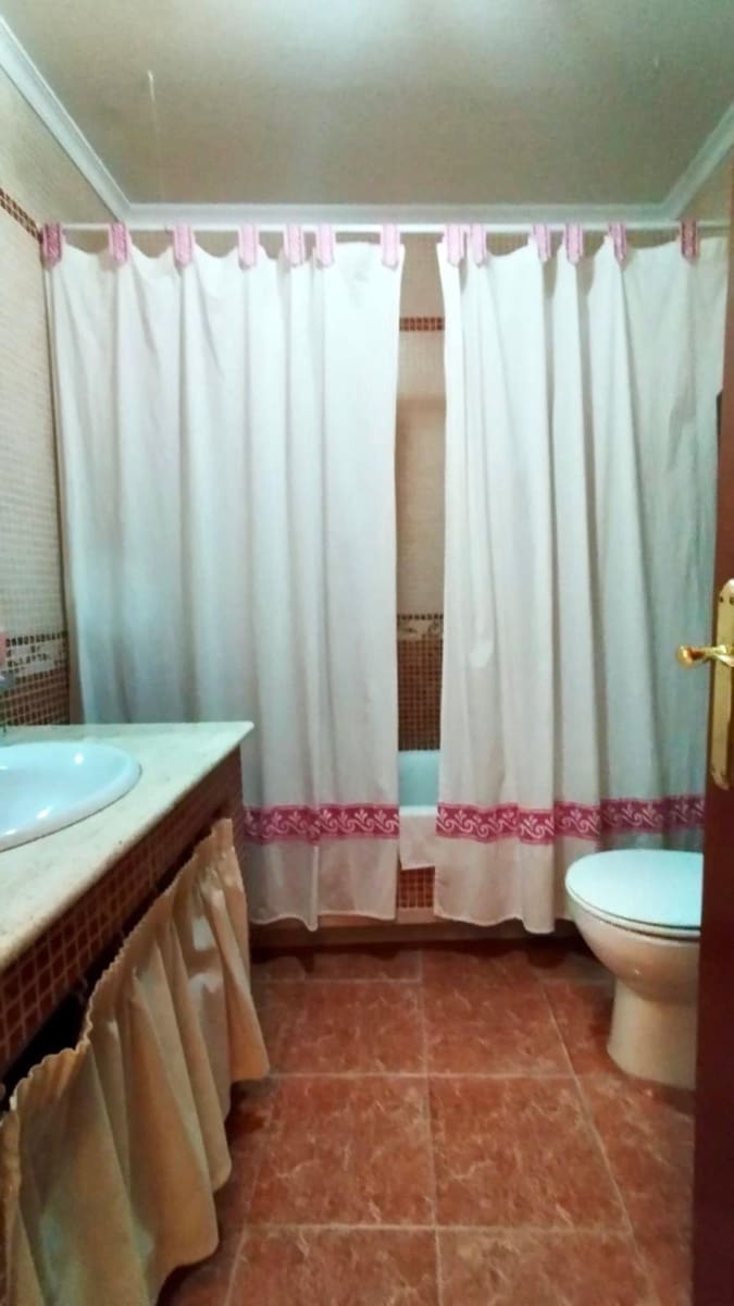 4 camera da letto Appartamento in vendita in Cordova citta - 269.999 € (Rif: 9519018)