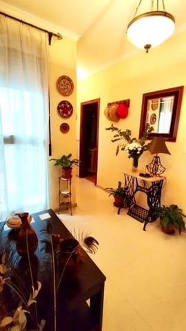 4 camera da letto Appartamento in vendita in Cordova città - 269.999 € (Rif: 9519018)