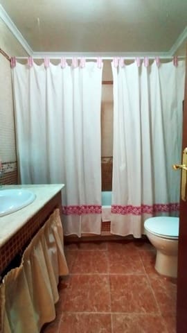 4 camera da letto Appartamento in vendita in Cordova città - 269.999 € (Rif: 9519018)