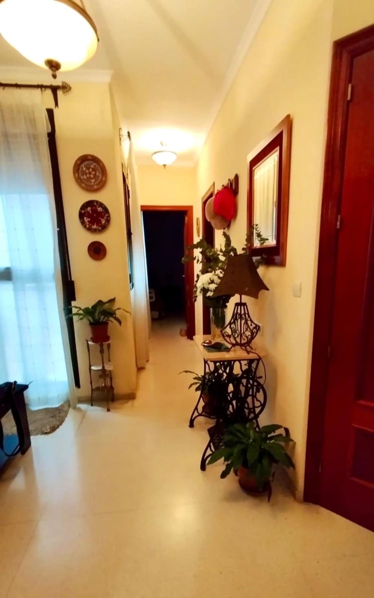 4 camera da letto Appartamento in vendita in Cordova citta - 269.999 € (Rif: 9519018)