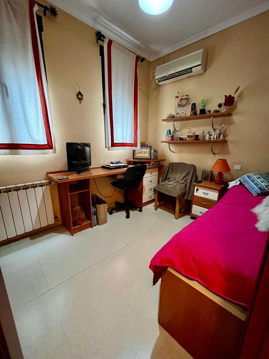 4 camera da letto Appartamento in vendita in Cordova citta - 269.999 € (Rif: 9519018)