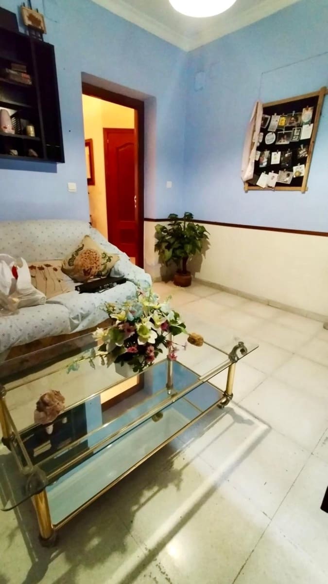 4 camera da letto Appartamento in vendita in Cordova citta - 269.999 € (Rif: 9519018)