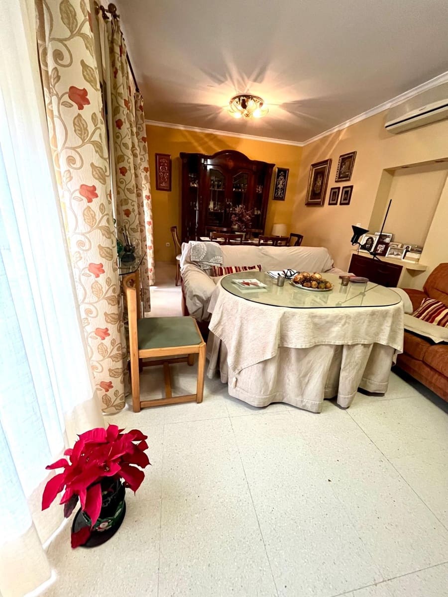 4 camera da letto Appartamento in vendita in Cordova citta - 269.999 € (Rif: 9519018)