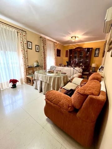 4 camera da letto Appartamento in vendita in Cordova città - 269.999 € (Rif: 9519018)
