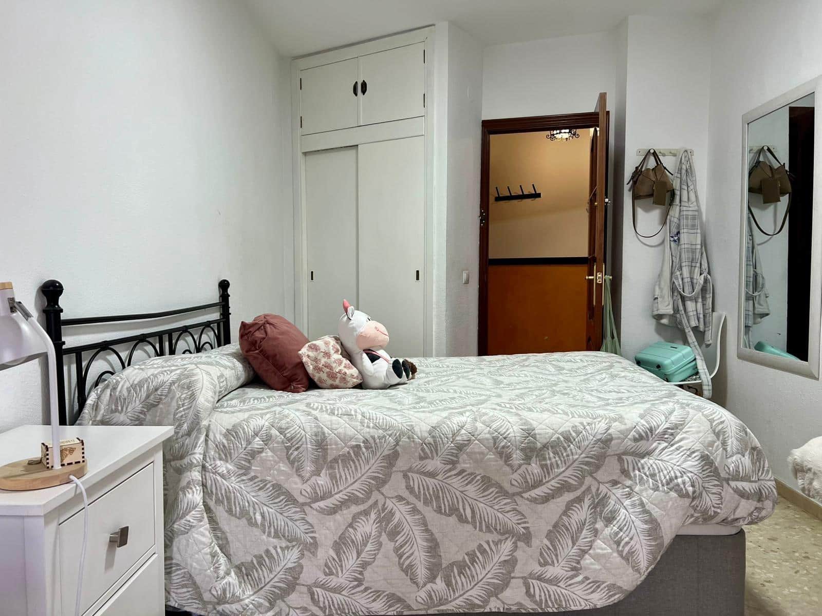 4 camera da letto Appartamento in vendita in Cordova citta - 160.000 € (Rif: 9521357)