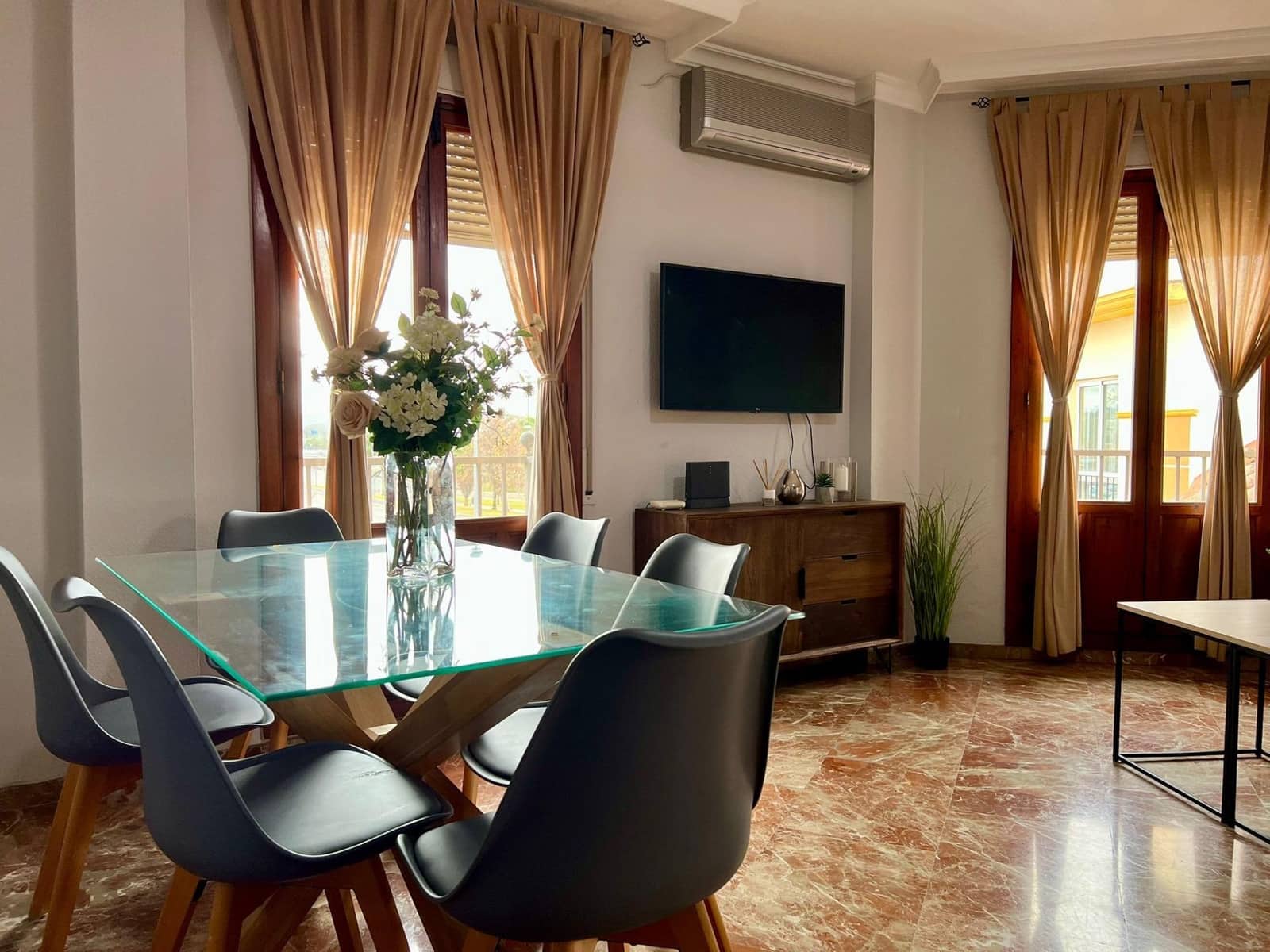 4 camera da letto Appartamento in vendita in Cordova citta - 160.000 € (Rif: 9521357)