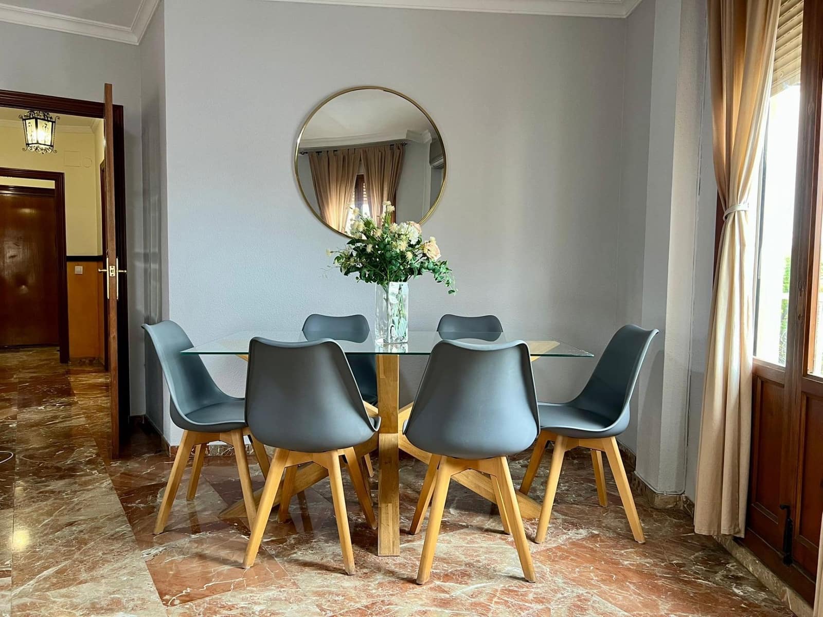 4 camera da letto Appartamento in vendita in Cordova citta - 160.000 € (Rif: 9521357)