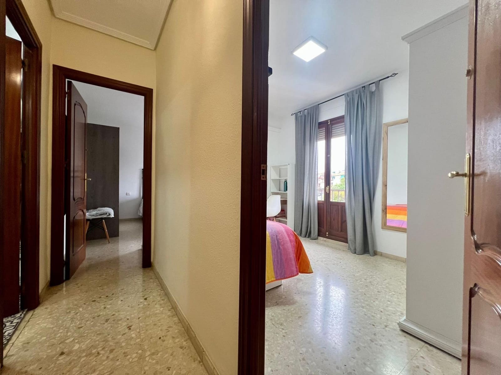 4 camera da letto Appartamento in vendita in Cordova citta - 160.000 € (Rif: 9521357)