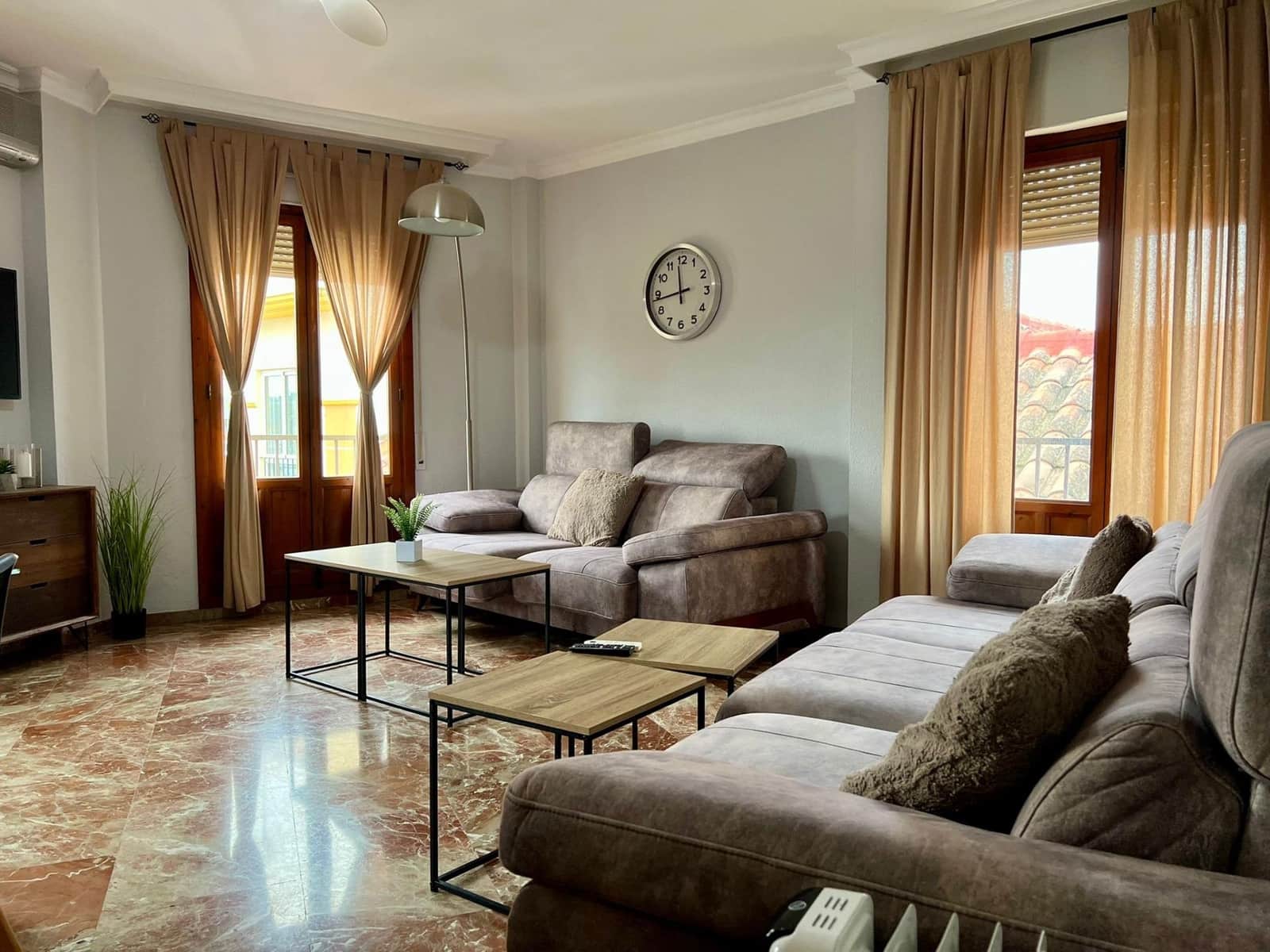 4 camera da letto Appartamento in vendita in Cordova citta - 160.000 € (Rif: 9521357)