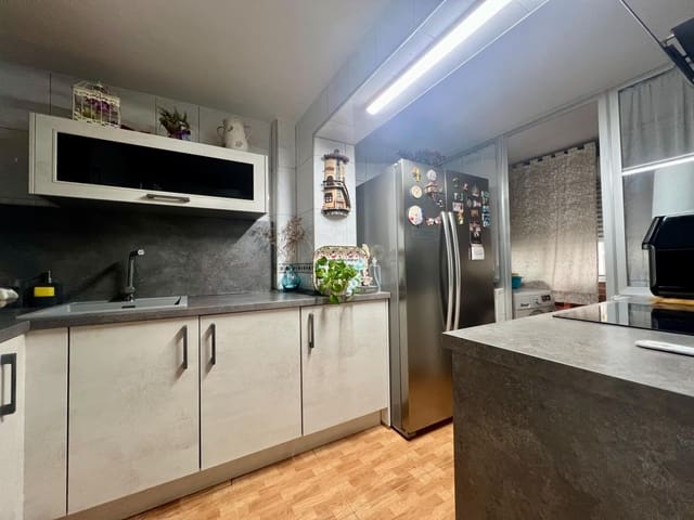 2 soveværelse Lejlighed til salg i Córdoba by - € 59.900 (Ref: 9524397)