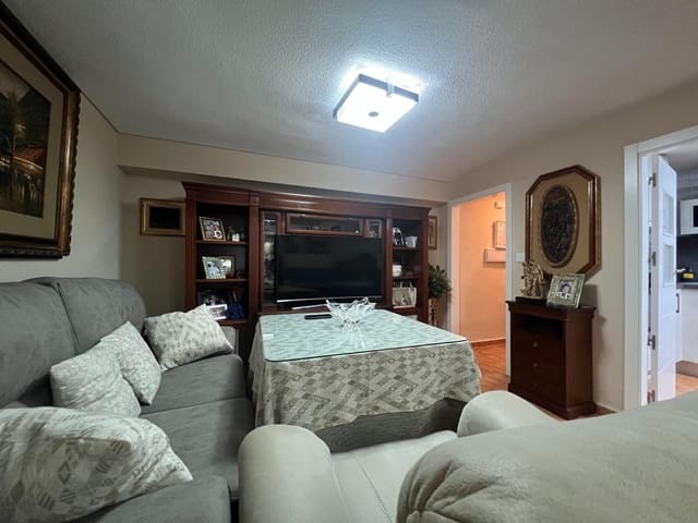 2 soveværelse Lejlighed til salg i Córdoba by - € 59.900 (Ref: 9524397)