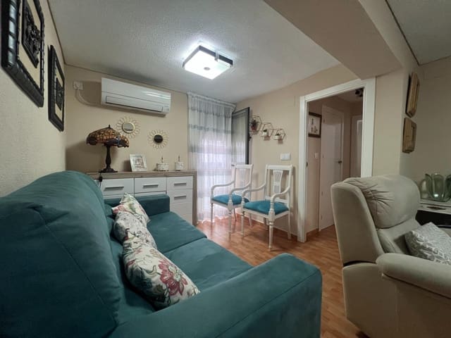 2 soveværelse Lejlighed til salg i Córdoba by - € 59.900 (Ref: 9524397)