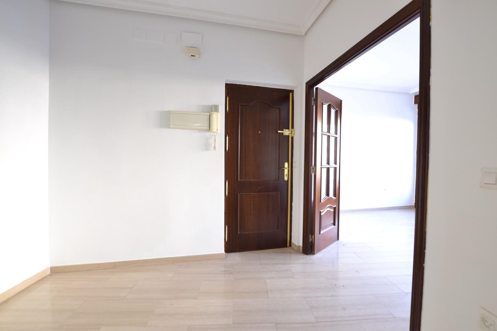 4 bedroom Flat for sale in Cordoba city - € 339,900 (Ref: 9527781)