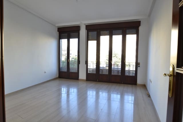 4 soveværelse Lejlighed til salg i Centro, Córdoba by - € 339.900 (Ref: 9527781)