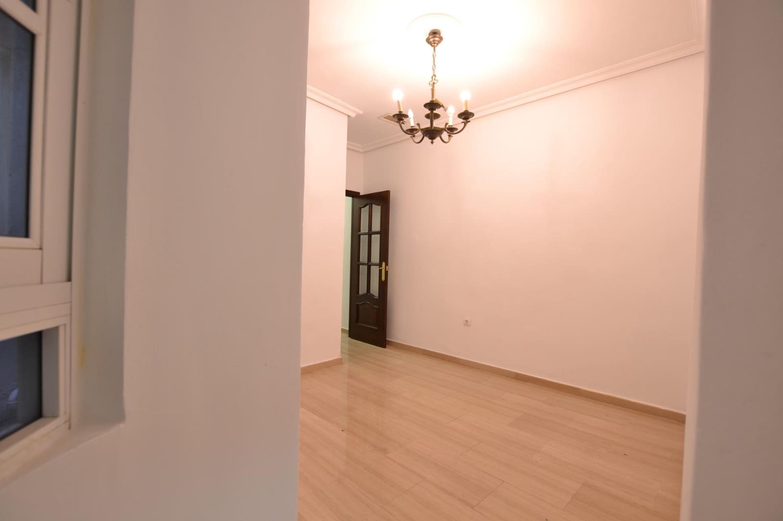 4 bedroom Flat for sale in Cordoba city - € 339,900 (Ref: 9527781)