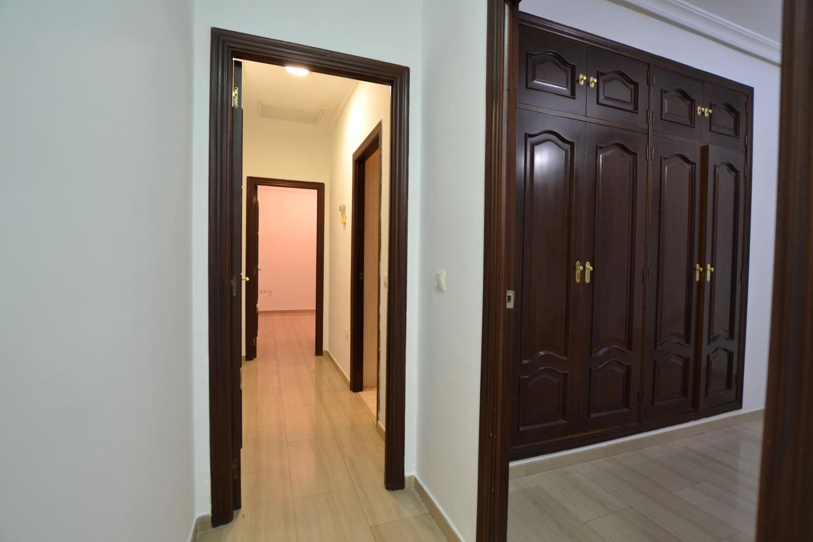 4 bedroom Flat for sale in Cordoba city - € 339,900 (Ref: 9527781)