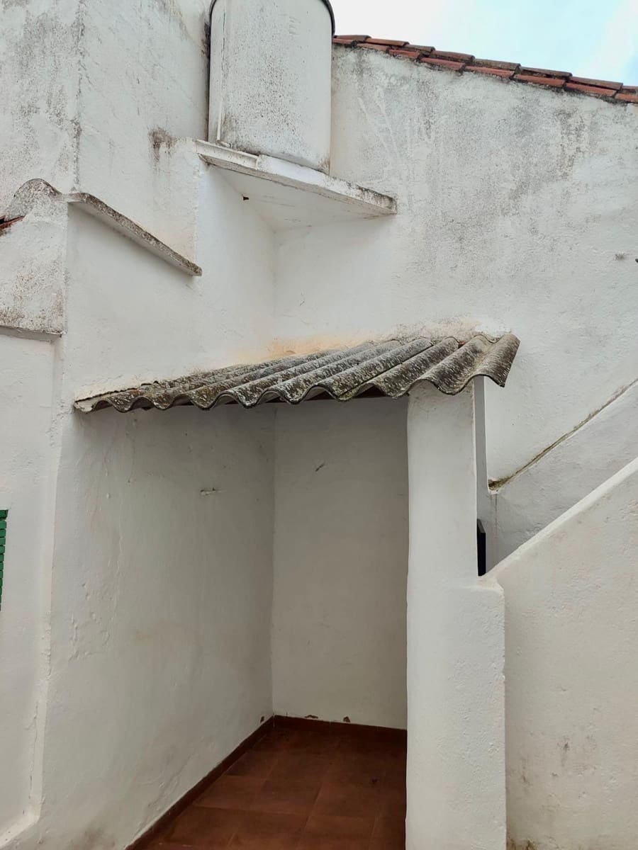 3 bedroom Townhouse for sale in La Granjuela - € 40,000 (Ref: 9527782)