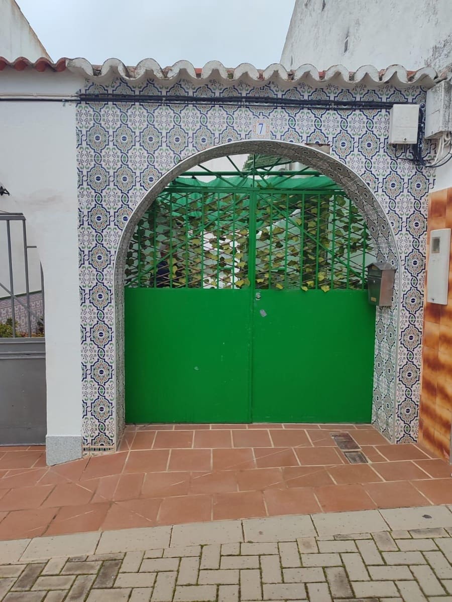 3 bedroom Townhouse for sale in La Granjuela - € 40,000 (Ref: 9527782)