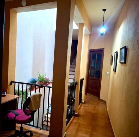 4 chambre Maison de Ville à vendre à Cordoue ville - 255 000 € (Ref: 9530655)