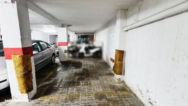 Garage à vendre à Levante, Cordoue ville - 13 000 € (Ref: 9533828)