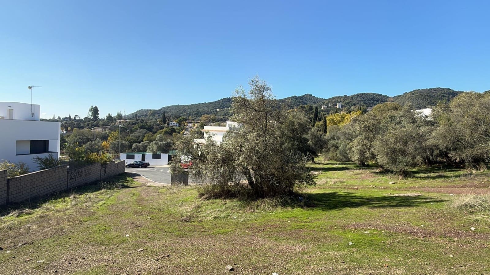 Building Plot for sale in Cordoba city - € 188,000 (Ref: 9533829)