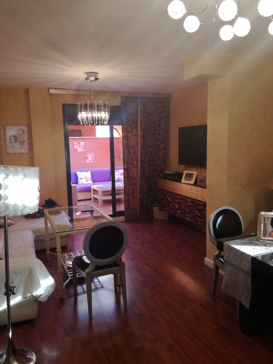 3 sypialnia Penthouse na sprzedaż w Miasto Kordoba z basenem garażem - 400 000 € (Ref: 9536805)