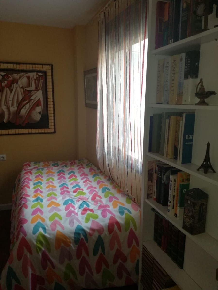 3 sypialnia Penthouse na sprzedaż w Miasto Kordoba z basenem garażem - 400 000 € (Ref: 9536805)