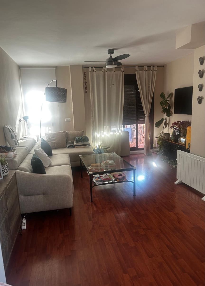 3 sypialnia Penthouse na sprzedaż w Miasto Kordoba z basenem garażem - 400 000 € (Ref: 9536805)