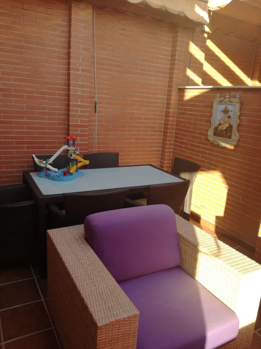 3 sypialnia Penthouse na sprzedaż w Miasto Kordoba z basenem garażem - 400 000 € (Ref: 9536805)